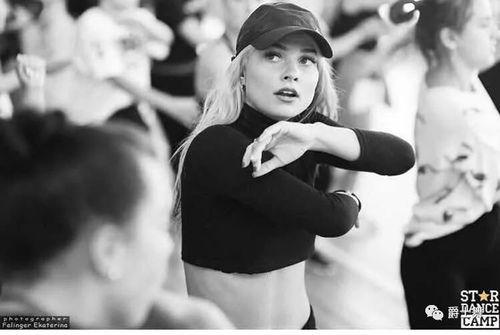 抖音成人舞蹈视频教学,轻松入门,舞动身心